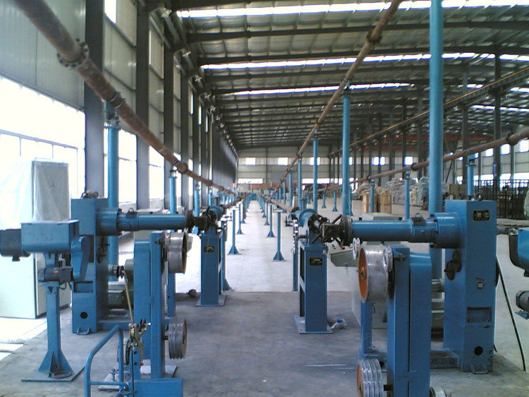 硫化橡膠線(xiàn)擠出機(jī) 硫化橡膠線(xiàn)擠出機(jī)